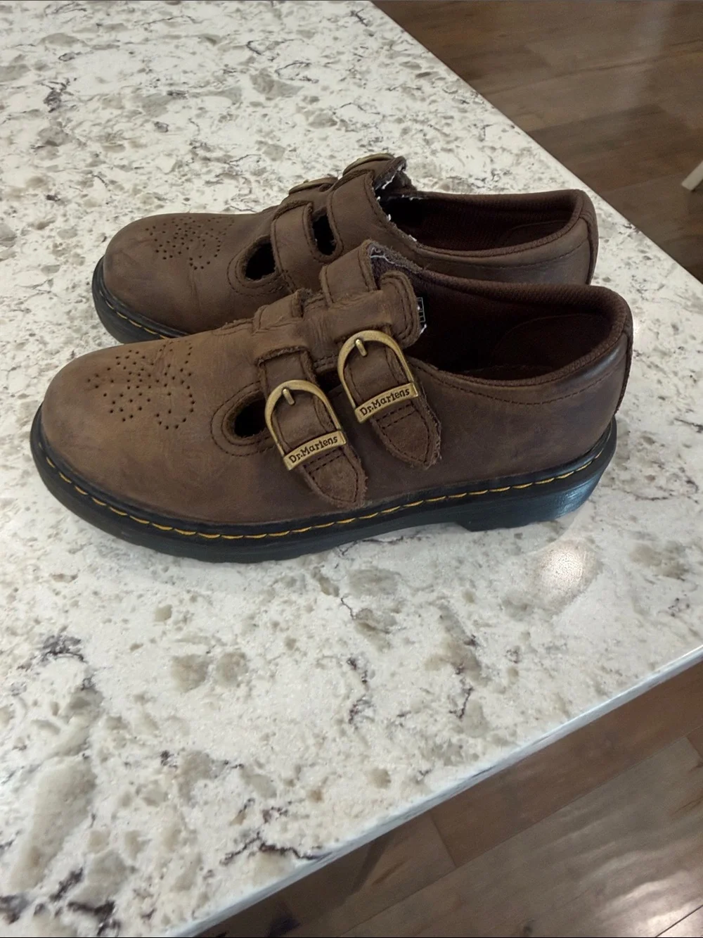 Girls Mary Jane Dr. Martens